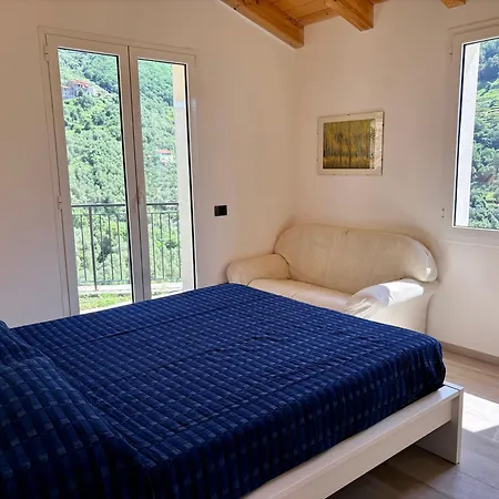 House Over The Paradise Moneglia