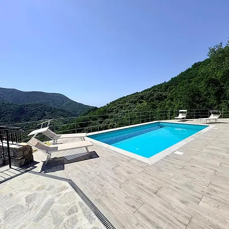 House Over The Paradise Moneglia